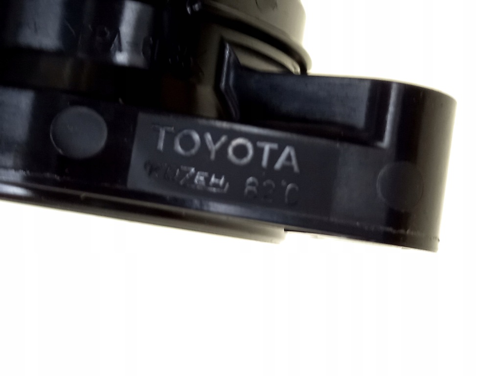 Yaris iv 20-23 1,5 гібрид корпус термостата Київ