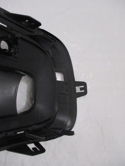 Купити C4 picasso ii lift решітка рамка протитуманної фари права pdc