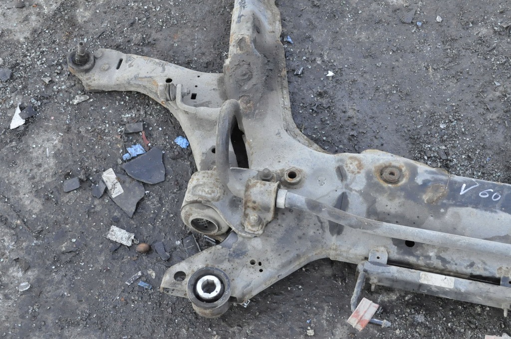 фото №9, Volvo s60 ii v60 подрамник подрамник подвеска рычаг