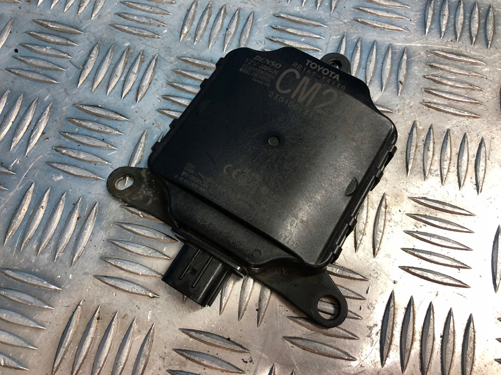 фото №1, Toyota camry viii 2018- радар датчик мертвого pola 88162-33130