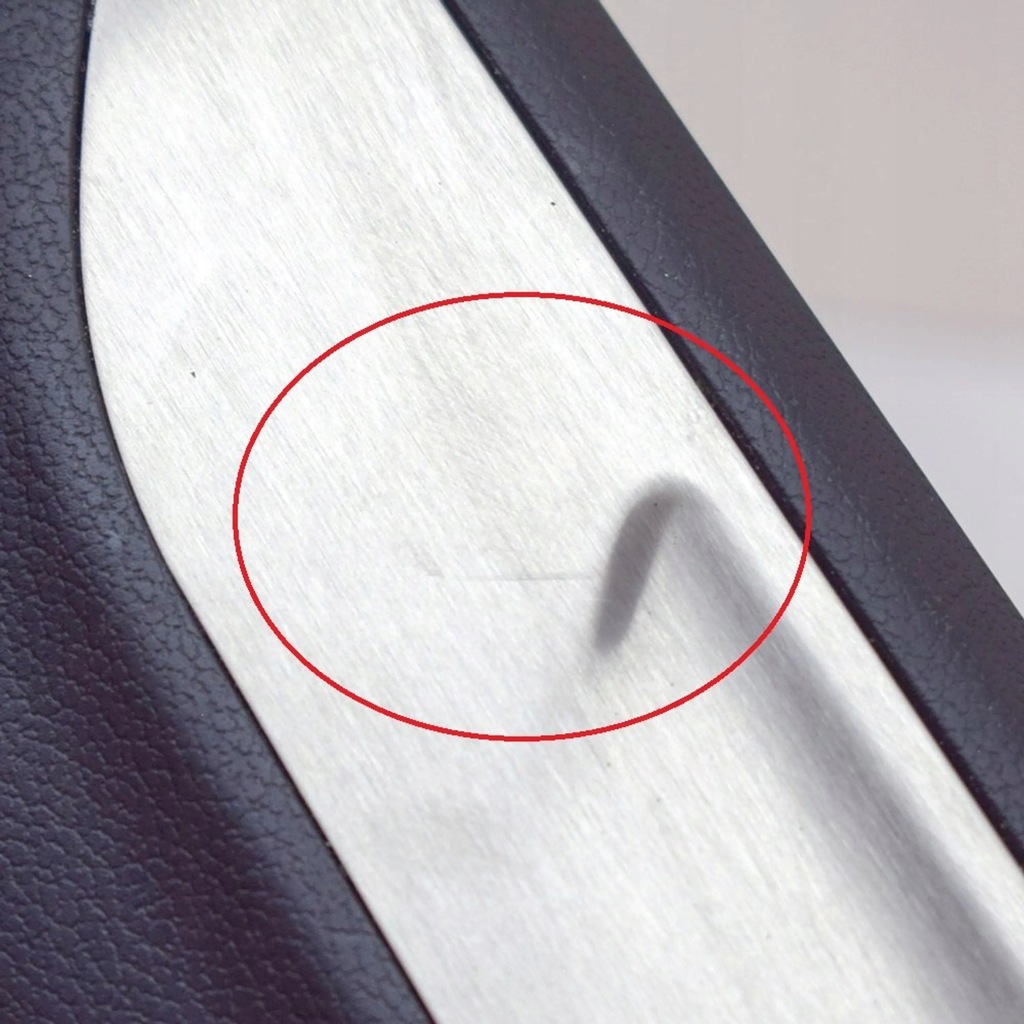 фото №7, Maserati levante 2023 правая сторона молдинг порог передняя