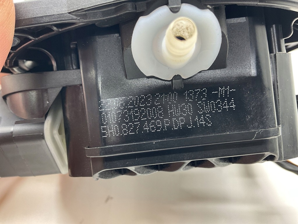 фото №10, Камера заднего вида vw golf viii 5h0827469p