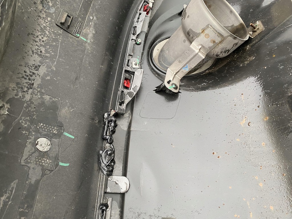 фото №13, Giulia бампер задня pdc