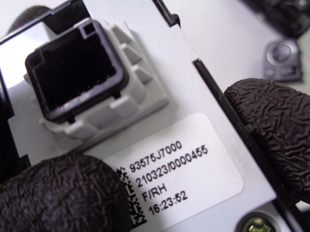 фото №4, Панель скло правий перед kia x-ceed 2021 rok