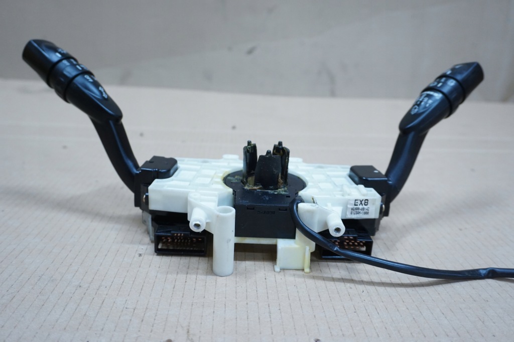 фото №6, Ssangyong actyon перемикач комбінований 07r