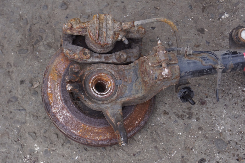 фото №7, Поворотный кулак правый перед peugeot 2008 i hdi