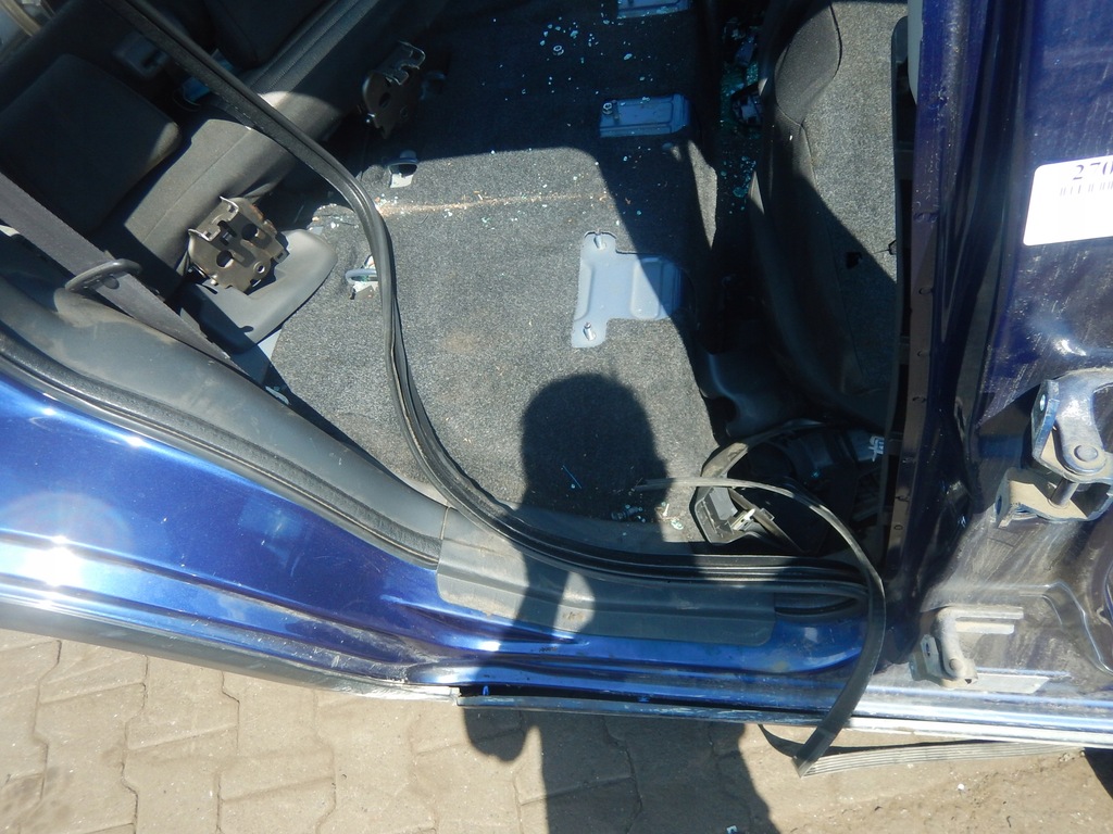 фото №5, Sedici 09- поріг правий блок двигуна середній чверть