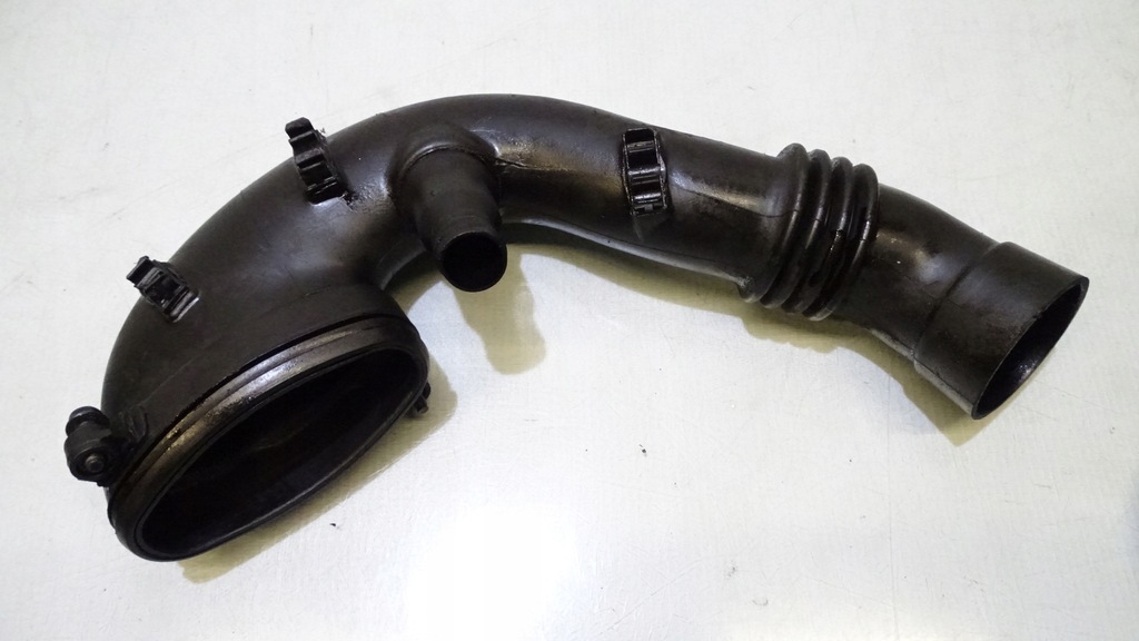 фото №1, Труба впускной воздуха bmw e46 2.0 d 7790552