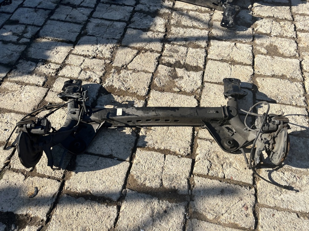 фото №1, Балка підвіска задня комплектна vw golf viii 19- 5q0501049bl