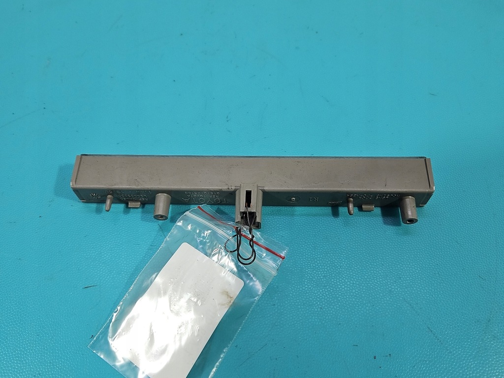 фото №4, Третий свет стоп стоп-сигнал toyota auris ii