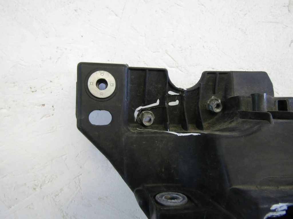 фото №12, Vw polo vi pas передний 17r--