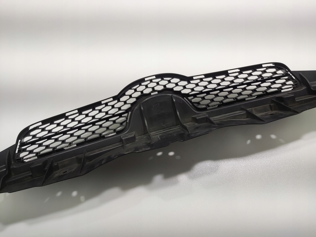 фото №9, Решётка радиатора решётка радиатора бампера перед toyota auris i e15 53111-12a00 2006-2009