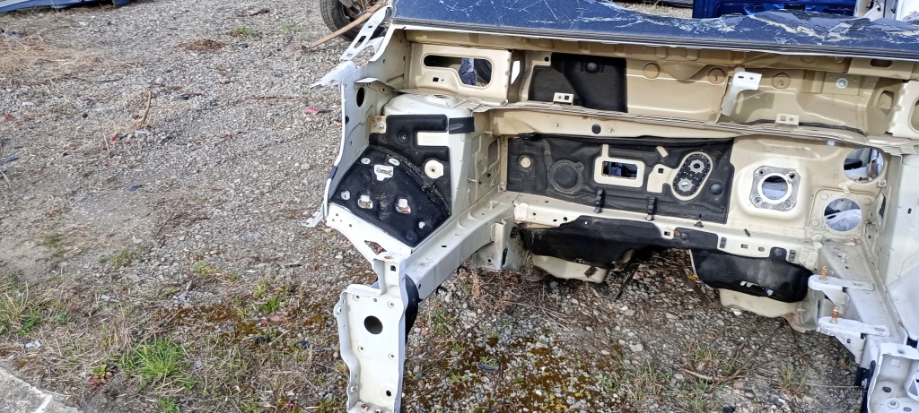 Купити Стіна перегородкова berlingo rifter combo proacy 18-24 рік європа