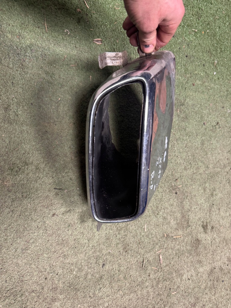 фото №1, Наконечник выхлоп правая volvo xc90 31383309