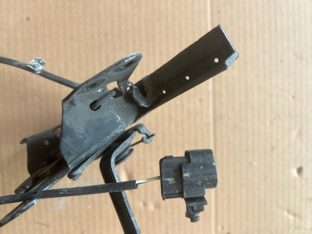 фото №5, Hyundai i30 3 iii 17-23 замок капот крышки двигателя засов датчик оригинальный номер