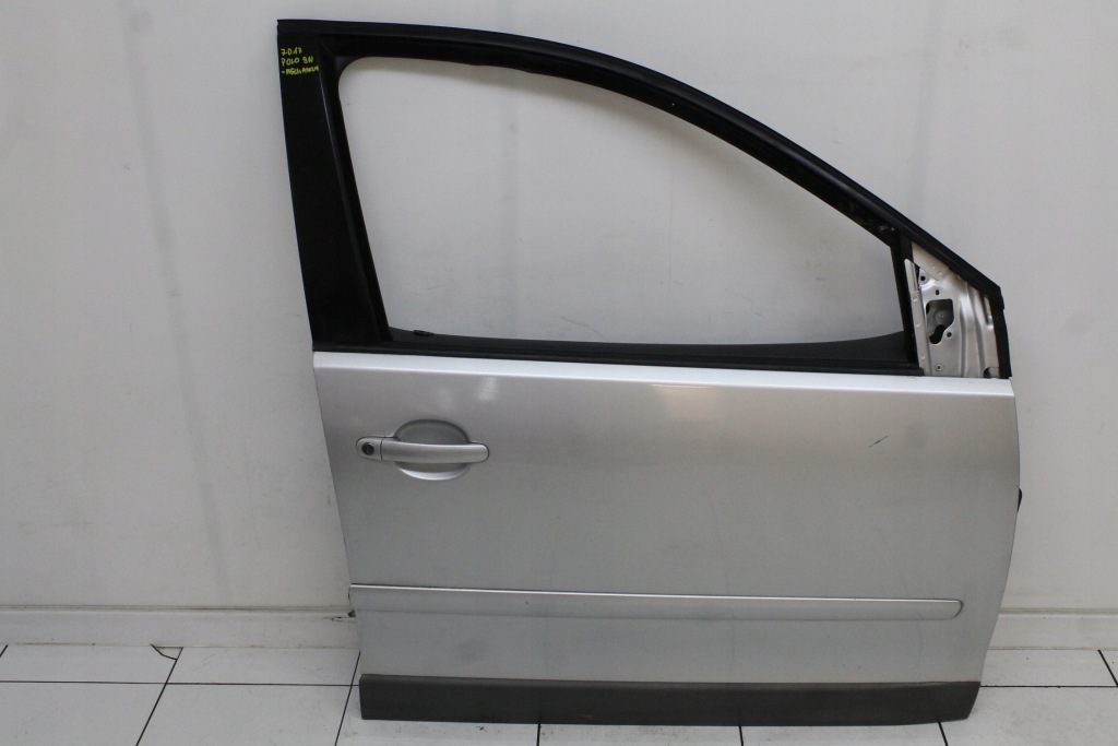 фото №1, Двері правий перед праве передні volkswagen vw polo 9n cross 2001r- la7w