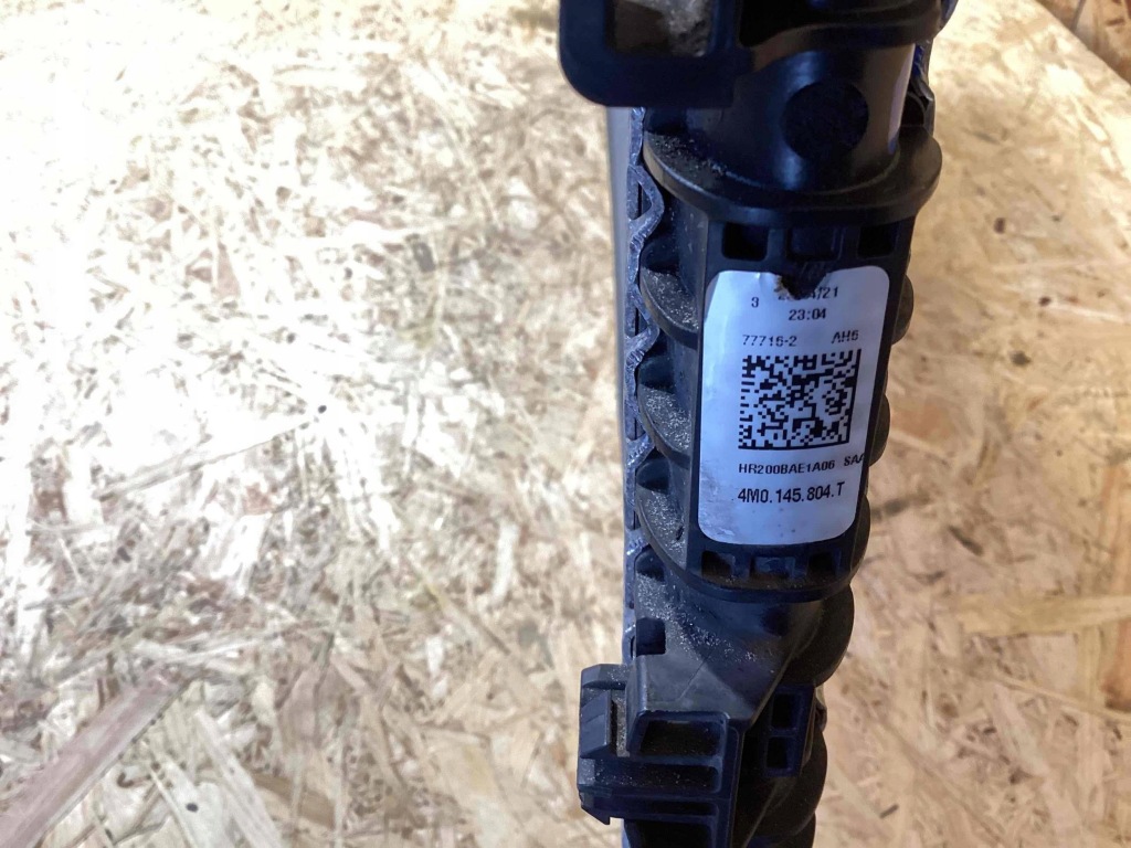 Радиатор воды porsche cayenne 4m0145804t pab145804 с Разборки