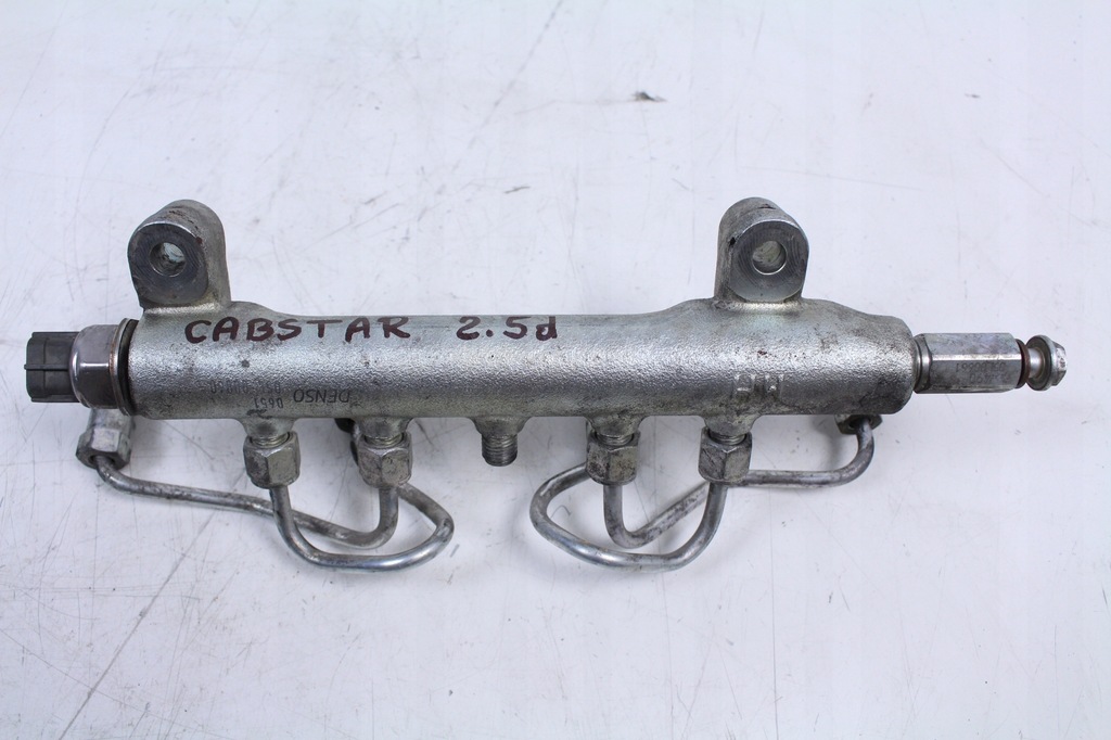 фото №1, Молдинг впрыскная nissan cabstar 2.5d