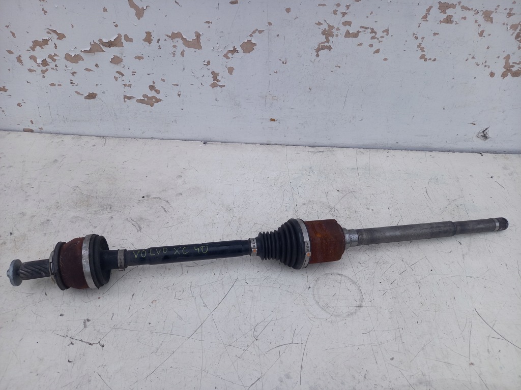 фото №1, Привідний вал права volvo xc40 polestar 2 електрик p32339570