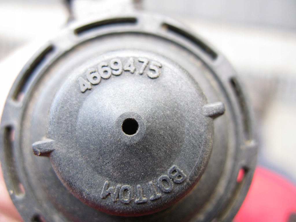 фото №6, Dodge chrysler iii 3,3 клапан вакуумa 4669475