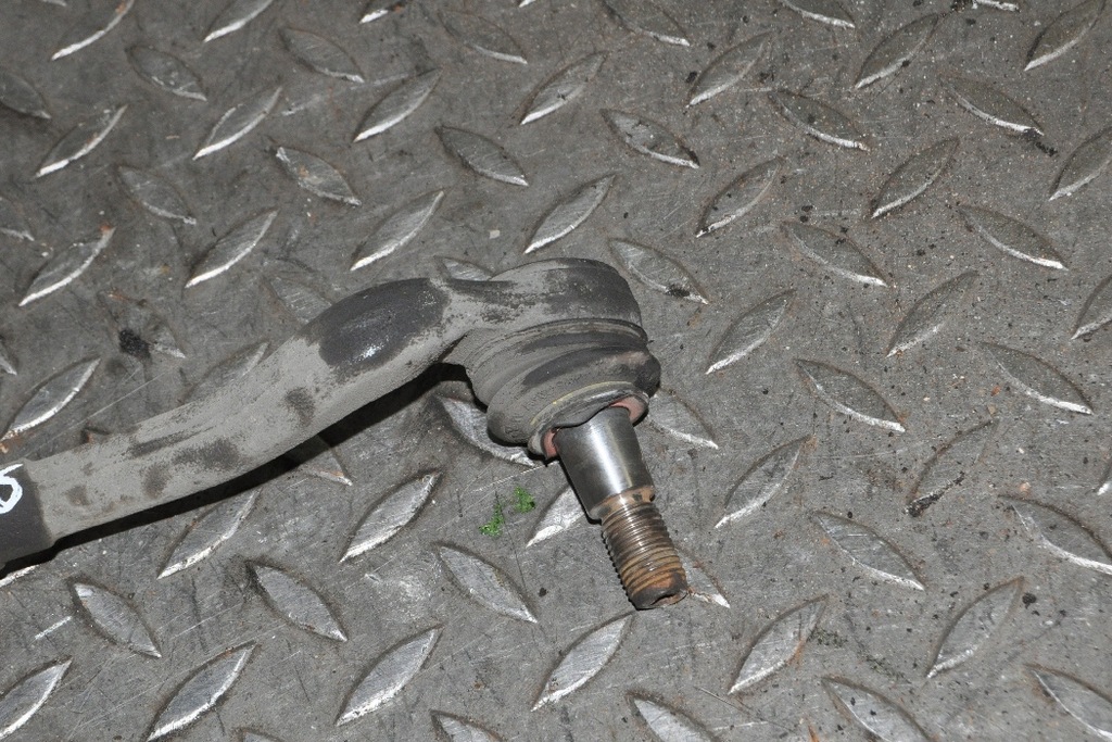 фото №2, Mercedes r172 slk200 2012 rhd левый тяга рулевой