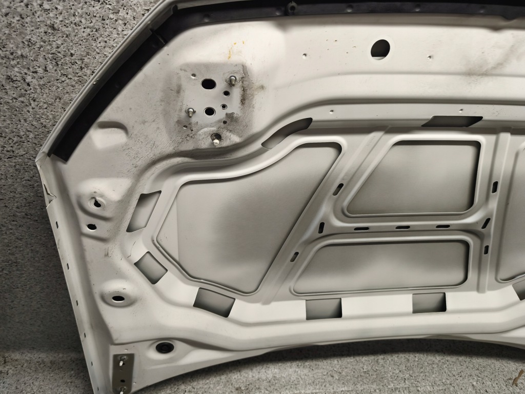 Капот audi q2 рестайлинг  хорошее состояние!! Оригинал