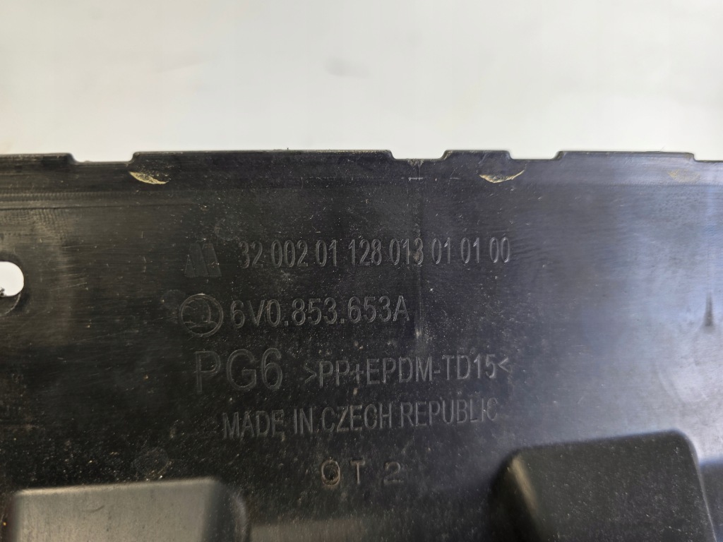 фото №12, Решётка радиатора решётка радиатора перед skoda fabia iii 3 14-18r 6v0853653a