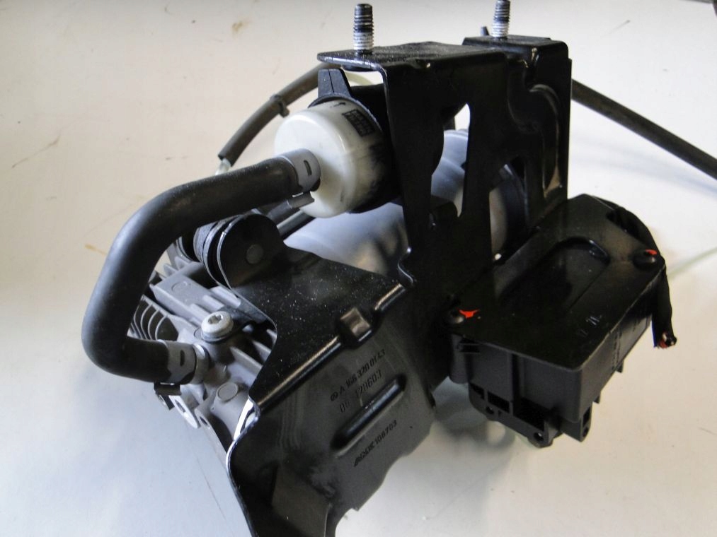 фото №4, Mercedes ml w166 166 насос підвіска a1663200143