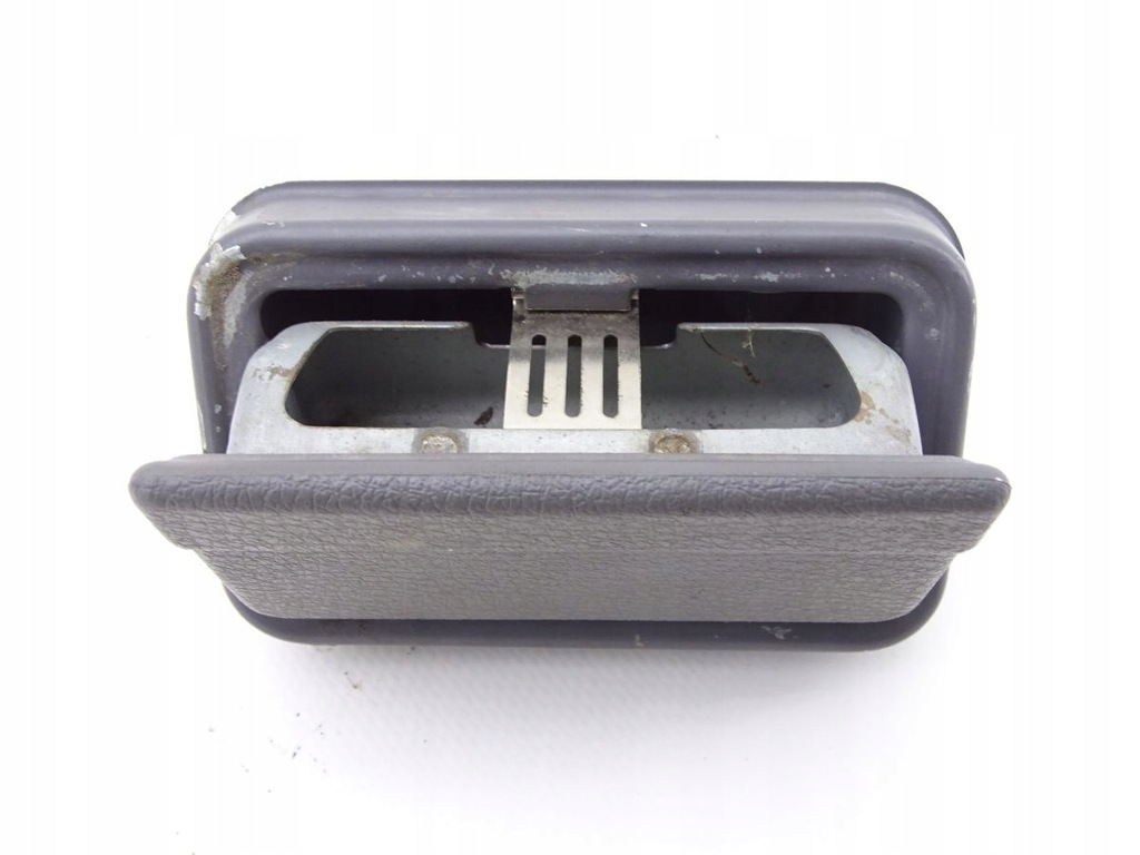 фото №1, Ford ranger ii mazda b2500 98-06 пепельница правый задняя