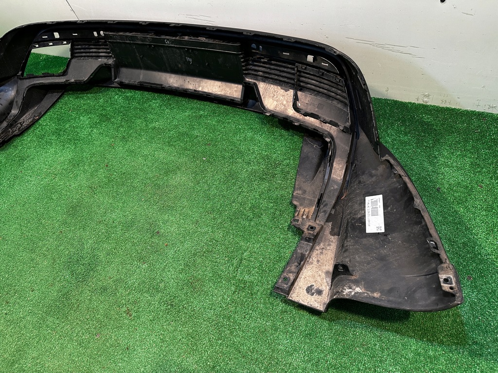 фото №12, Porsche taycan 9j спойлер диффузор dół бампер задняя 9j0807983