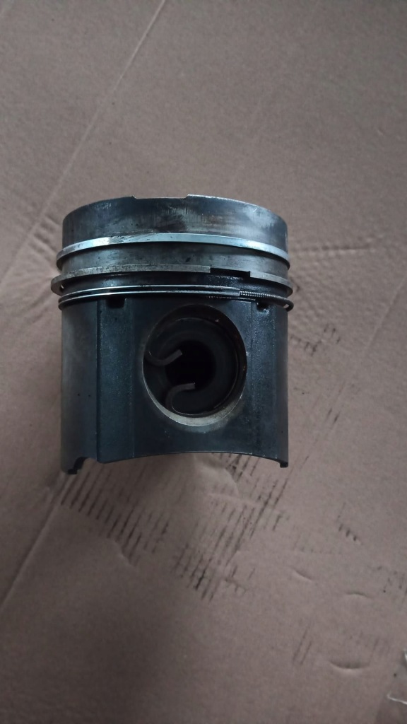 фото №1, Поршень поршні двигуна man f2000 d2876 d2866