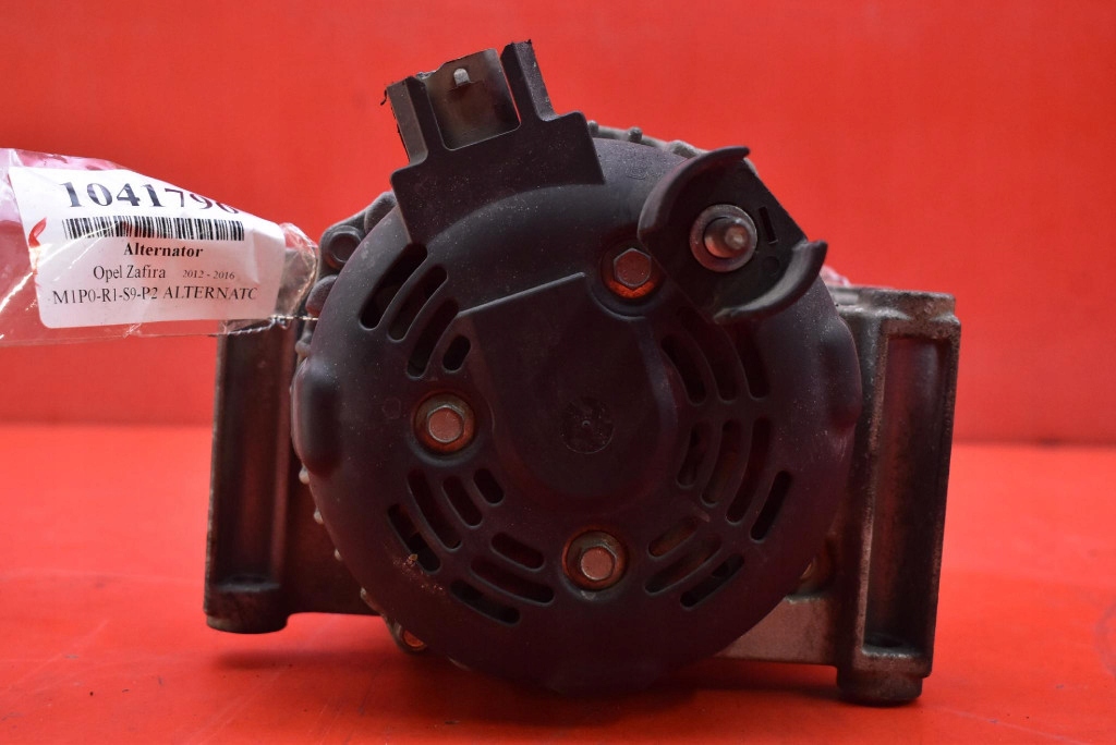 Генератор 13587304 aj5 ms1042118550 opel zafira c 1.6 cdti 120km 12-16 в Україні