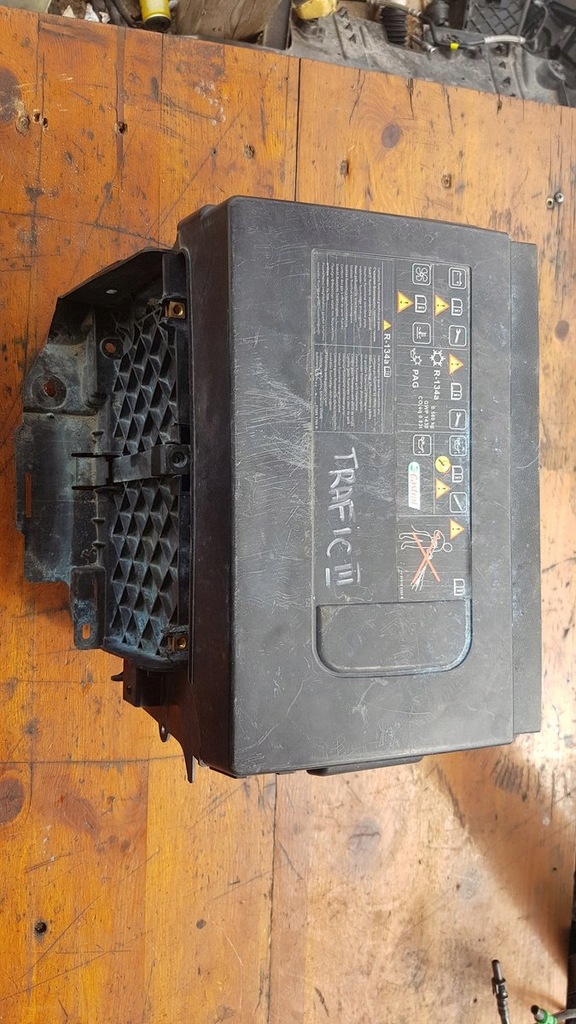 фото №1, Корпус аккумулятор renault trafic iii