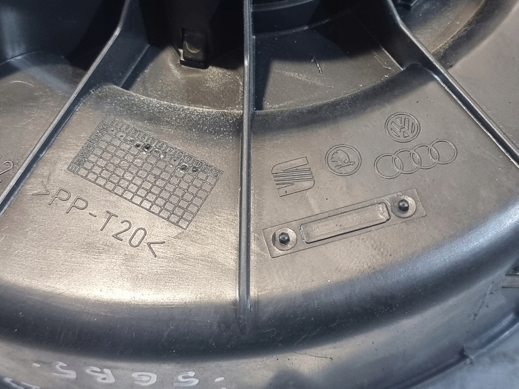 фото №16, Повітродувка вентилятор обдув оригінальний номер 6q1819015g vw polo iv 4