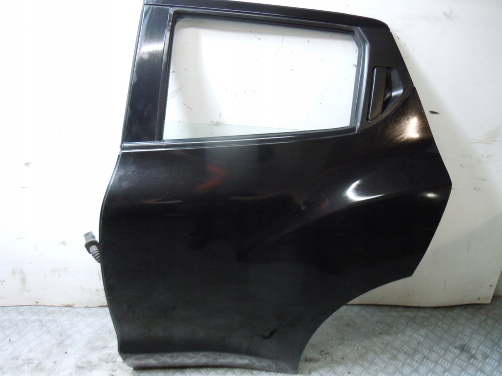 фото №1, Двері лівий задня nissan juke f15 z11 повний