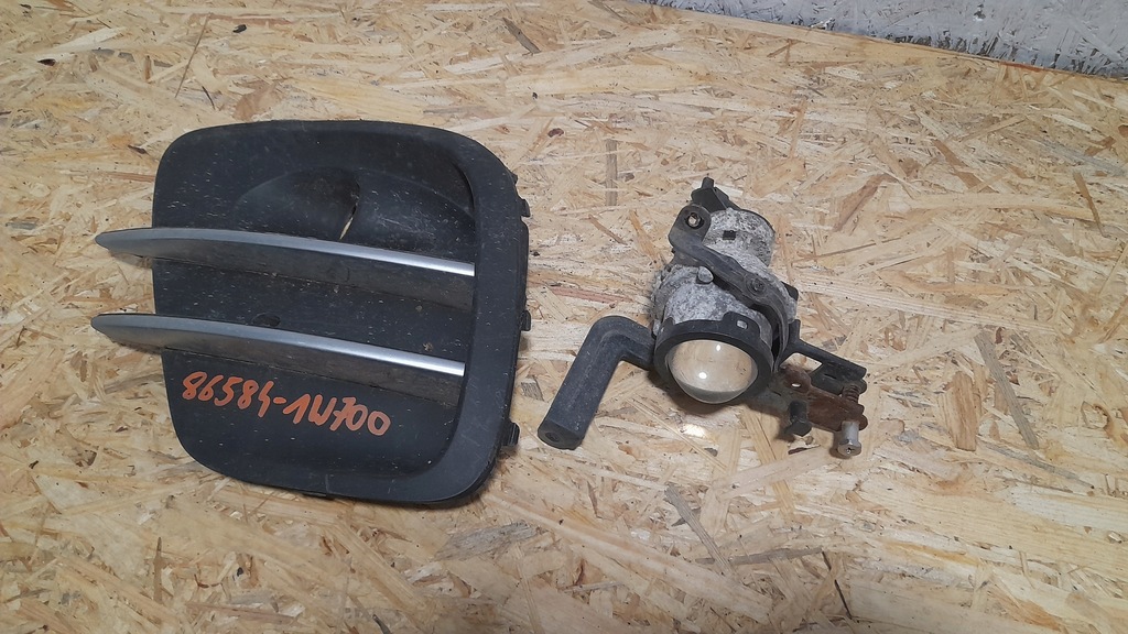 фото №1, Решітка kia niro 86584-1w700 протитуманна фара