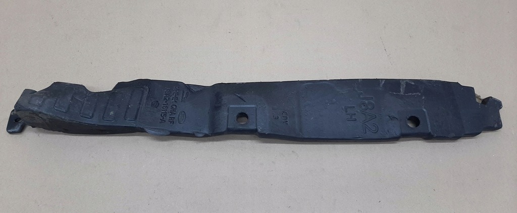 фото №1, Шумоизоляция крыла перед левая land rover velar l560