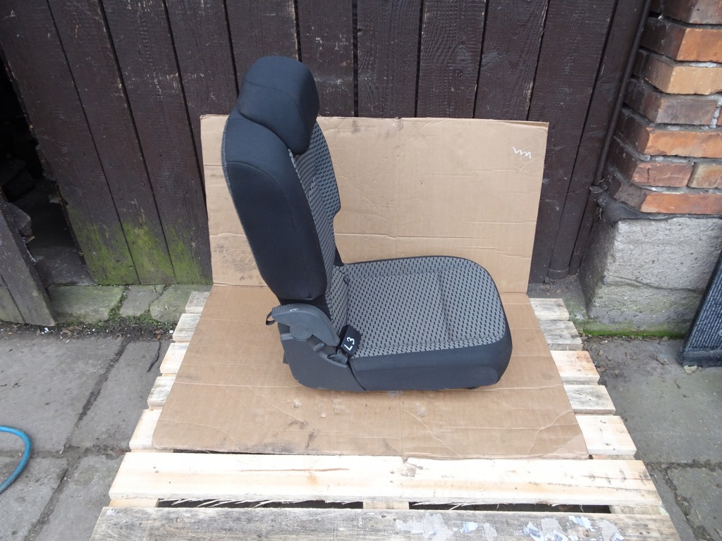 фото №4, Skoda roomster сидіння лівий задня