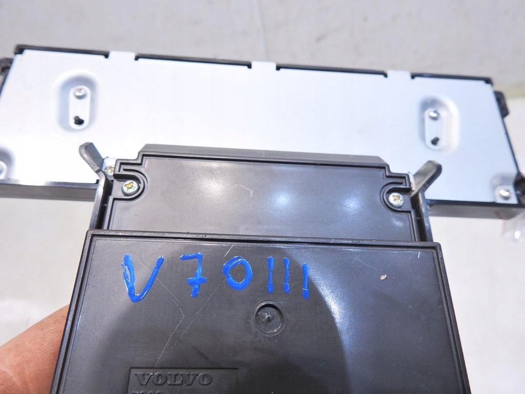 фото №2, Дисплей радио volvo v70 iii