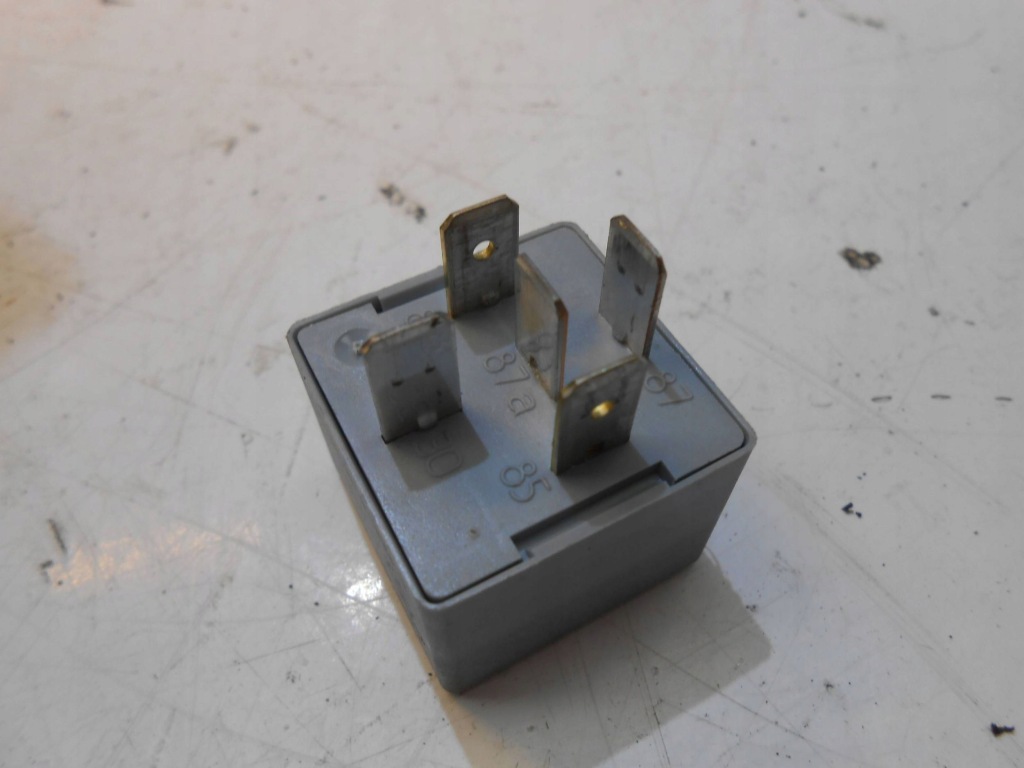 Renault megane 3 iii реле g.cartier 12v 35a 20241077 Зі Шроту