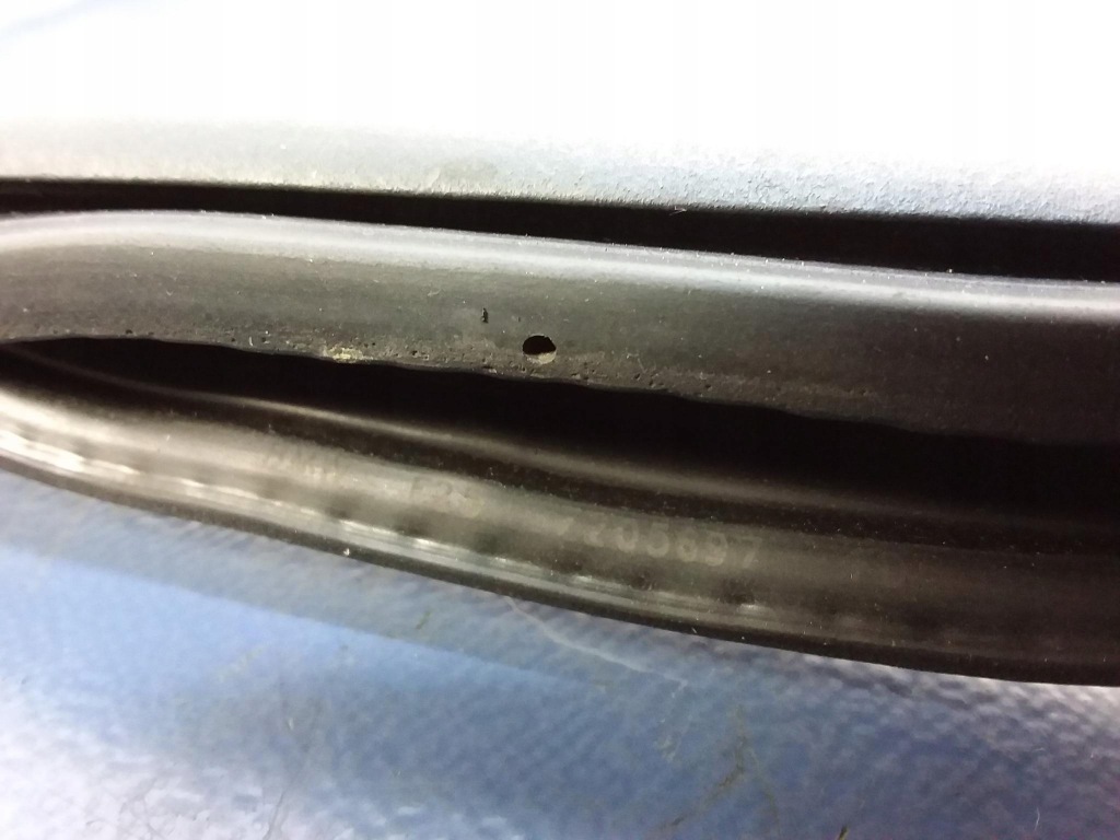 фото №3, Bmw x3 f25 прокладка дверь левый перед