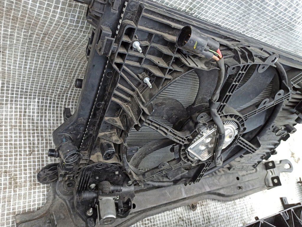 фото №9, Renault scenic 4 iv 16- grand 1.7 blue dci радіатор pas передній комплект