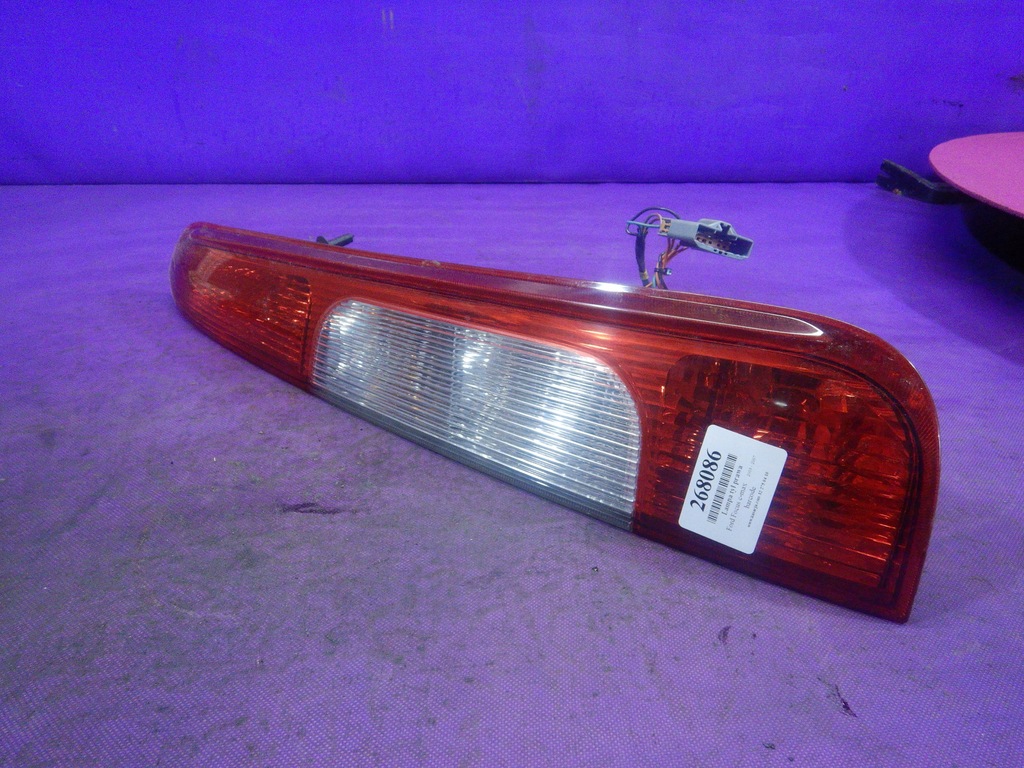 фото №1, Ford focus c-max 03- лампа задняя правая 3m5113a602aa