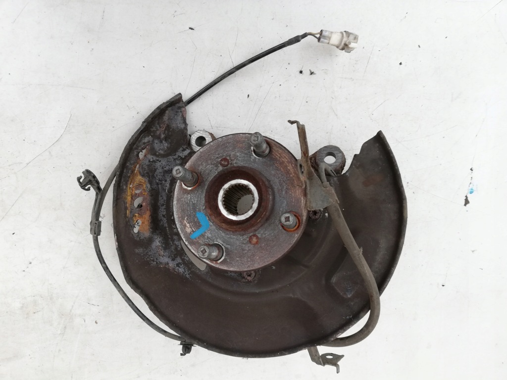 фото №1, Ступиця поворотний кулак ліва toyota yaris 06-12 1.3 vvti