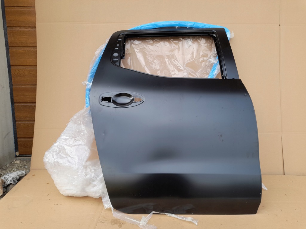 фото №1, Двері праве задні nissan navara iv d23 np300 renault alaskan org nowe