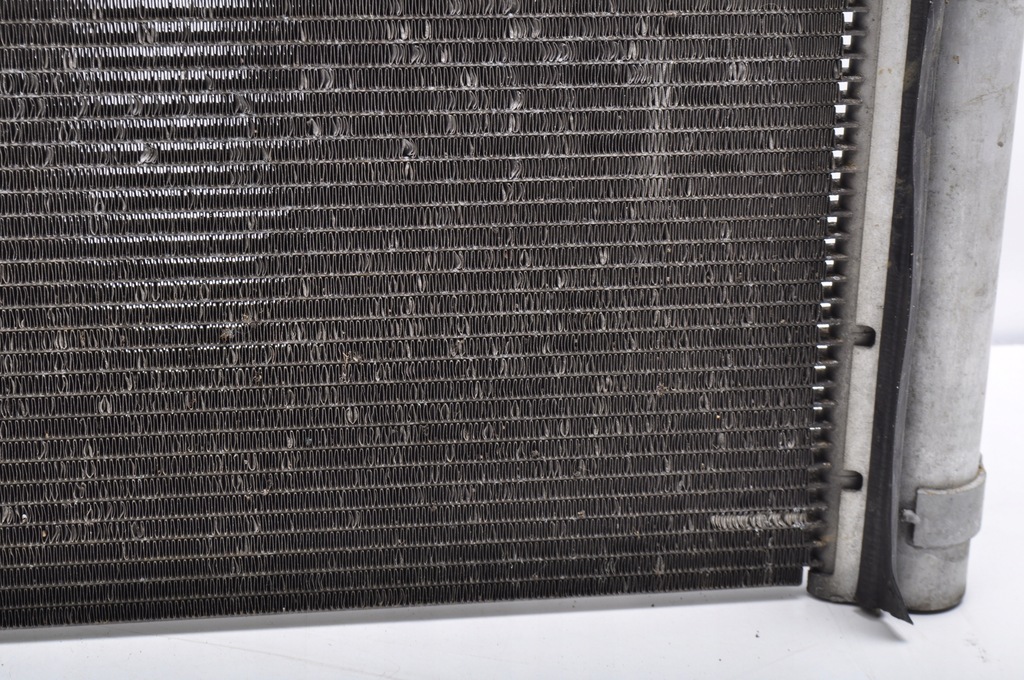 фото №8, Aston martin db11 4.0 радиатор кондиционера hy53-19710-ac