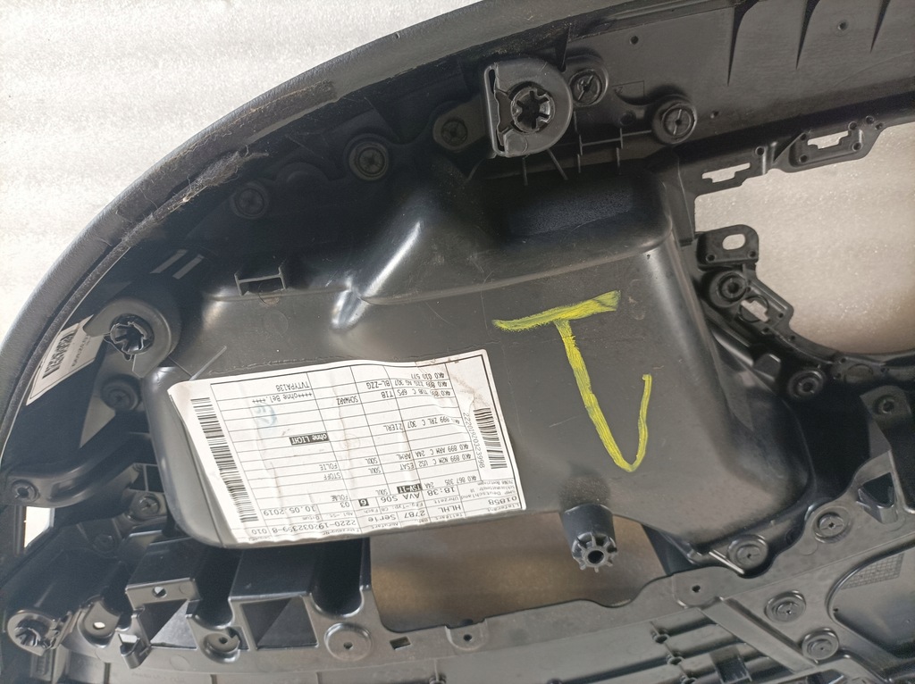 фото №10, Audi a6 c8 обивка обшивка левый задняя 4k0867377