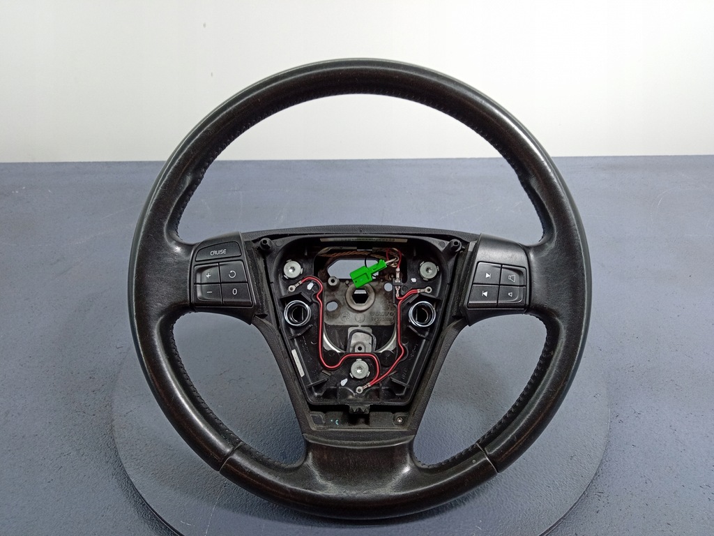 фото №1, Volvo s40 ii v50 lift воздуховод кожаный 30778752