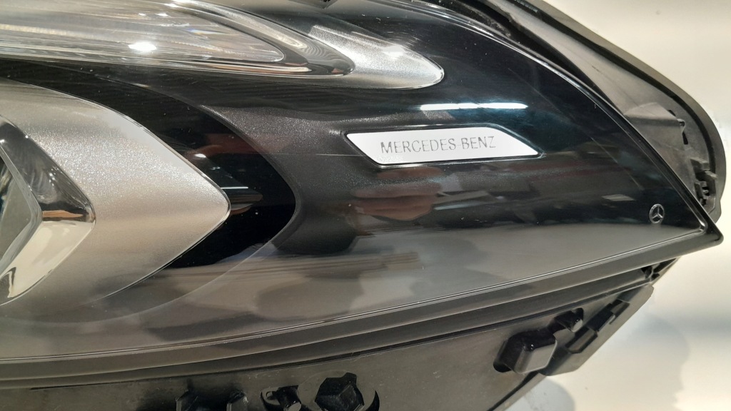 Mercedes w177 177 фара ліва full led ідеальний стан Оригінал