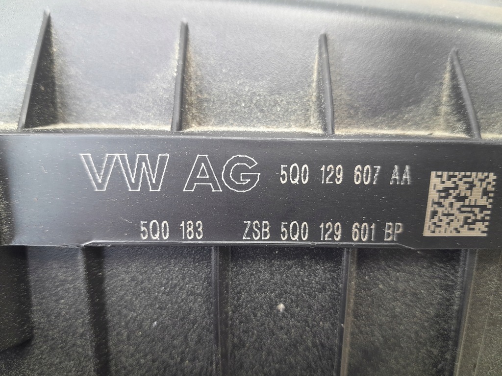 фото №11, Корпус фильтра воздуха vw golf 7 lift 2019r